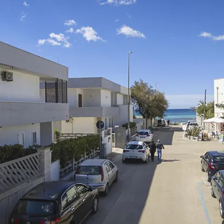 Torre Lapillo Sea View - Happy